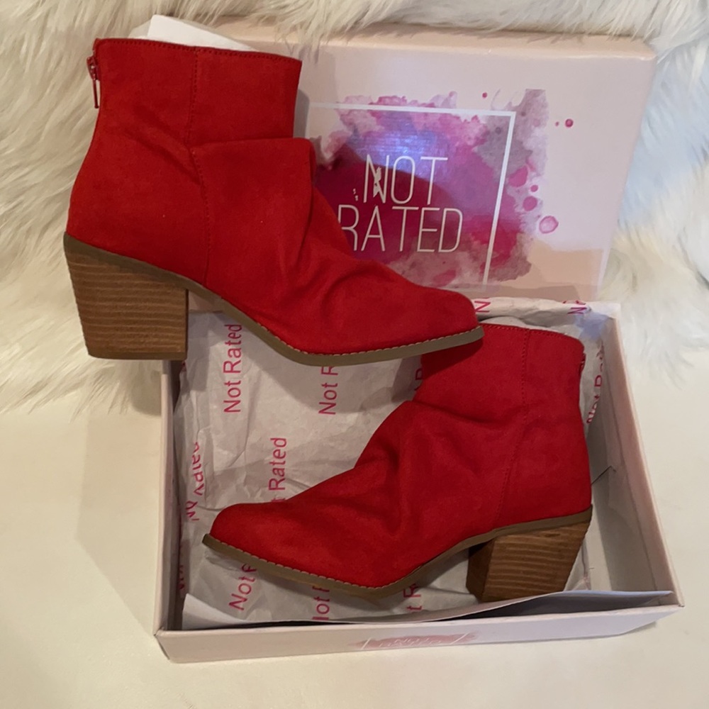 NIB red faux suede pointed booties zip slouchy 3” stack heel pixie 7